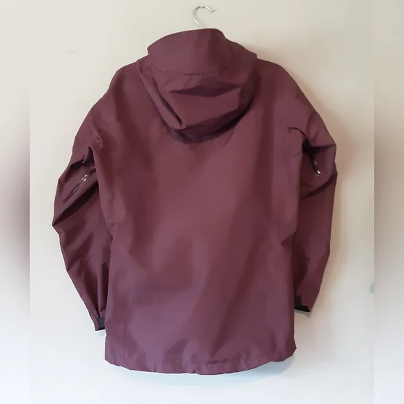 Arc'teryx Alpha SV Burgandy Coat w/ Gortex Pro Shell - Picture 6 of 15